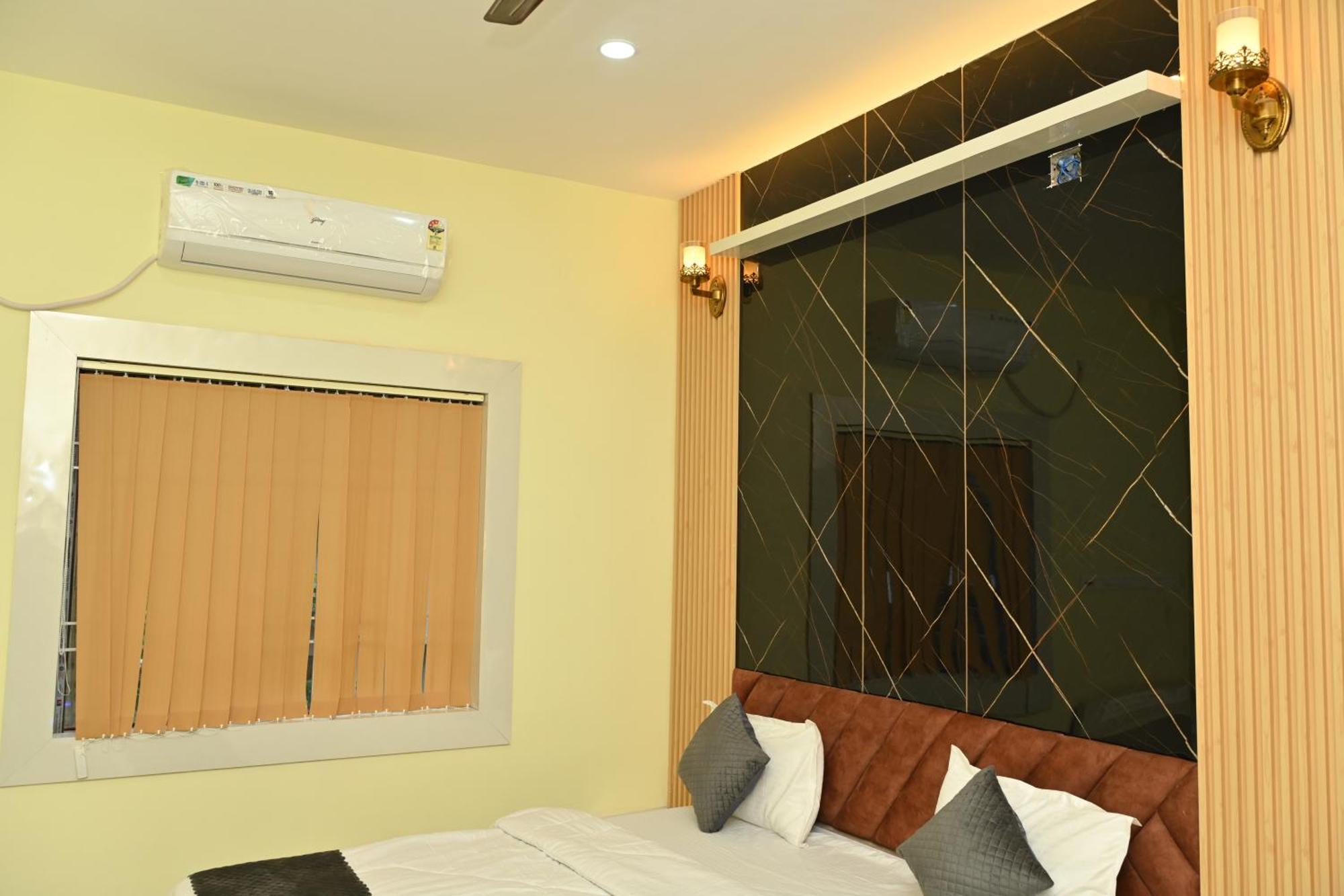 Hotel The Vintage Plaza Baripada Exterior foto